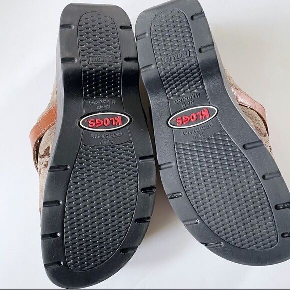 Klogs suede floral comfort clogs - Picture 9 of 11